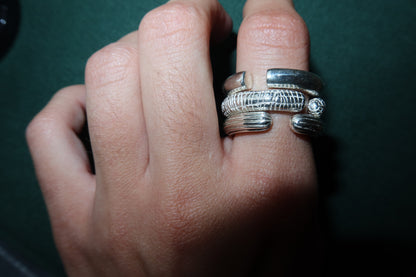 Essence Revealed. Ring 3 gold plated 24K