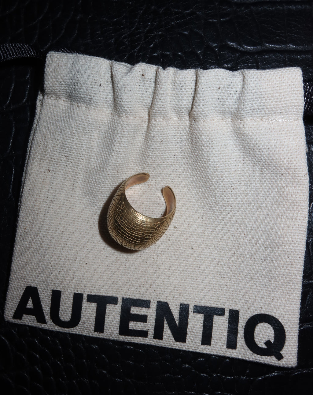 Ring Volition gold plated