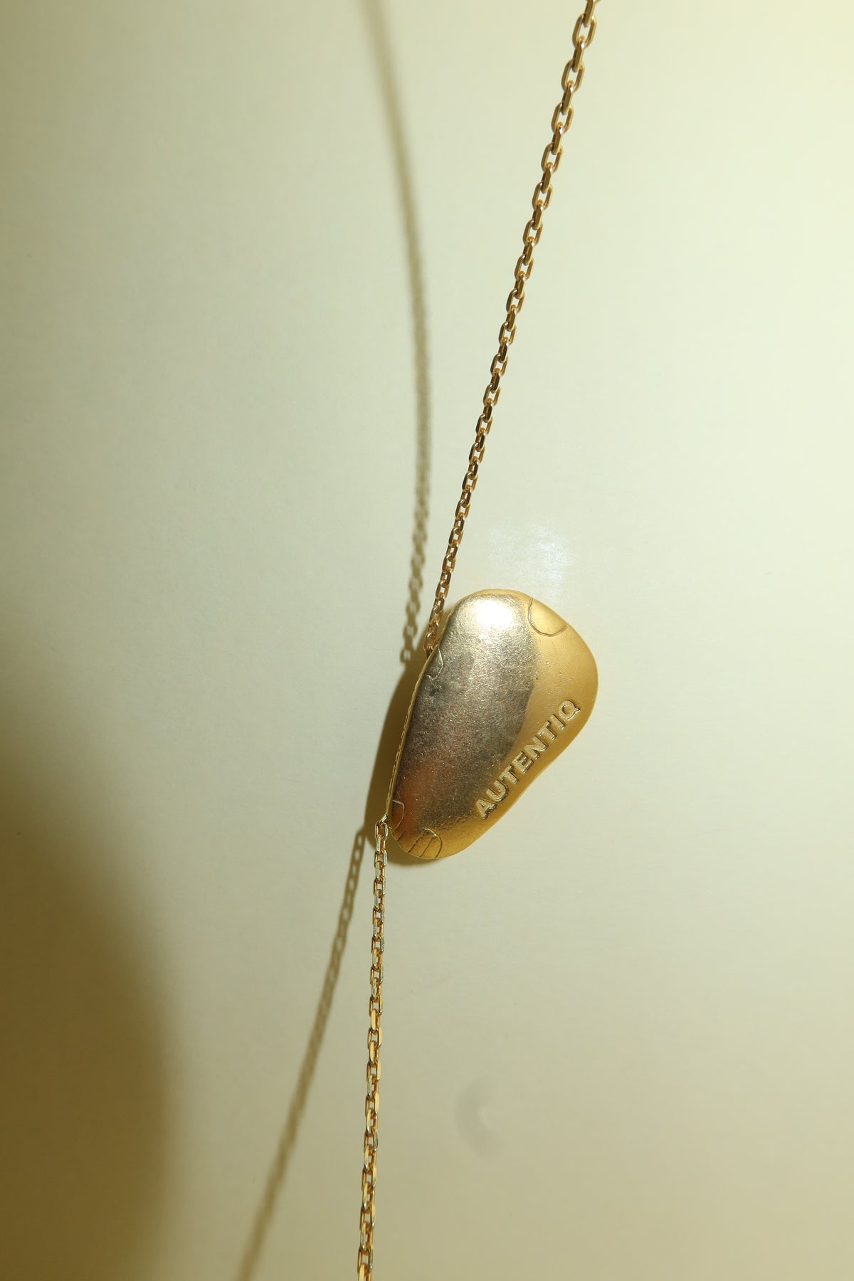 Pendant Volition gold plated
