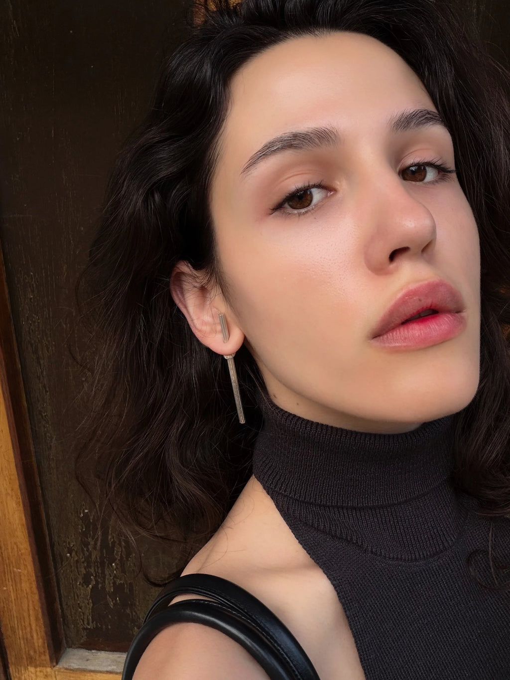MONO EARRING INVERSION / NOTICE THE SHIFT