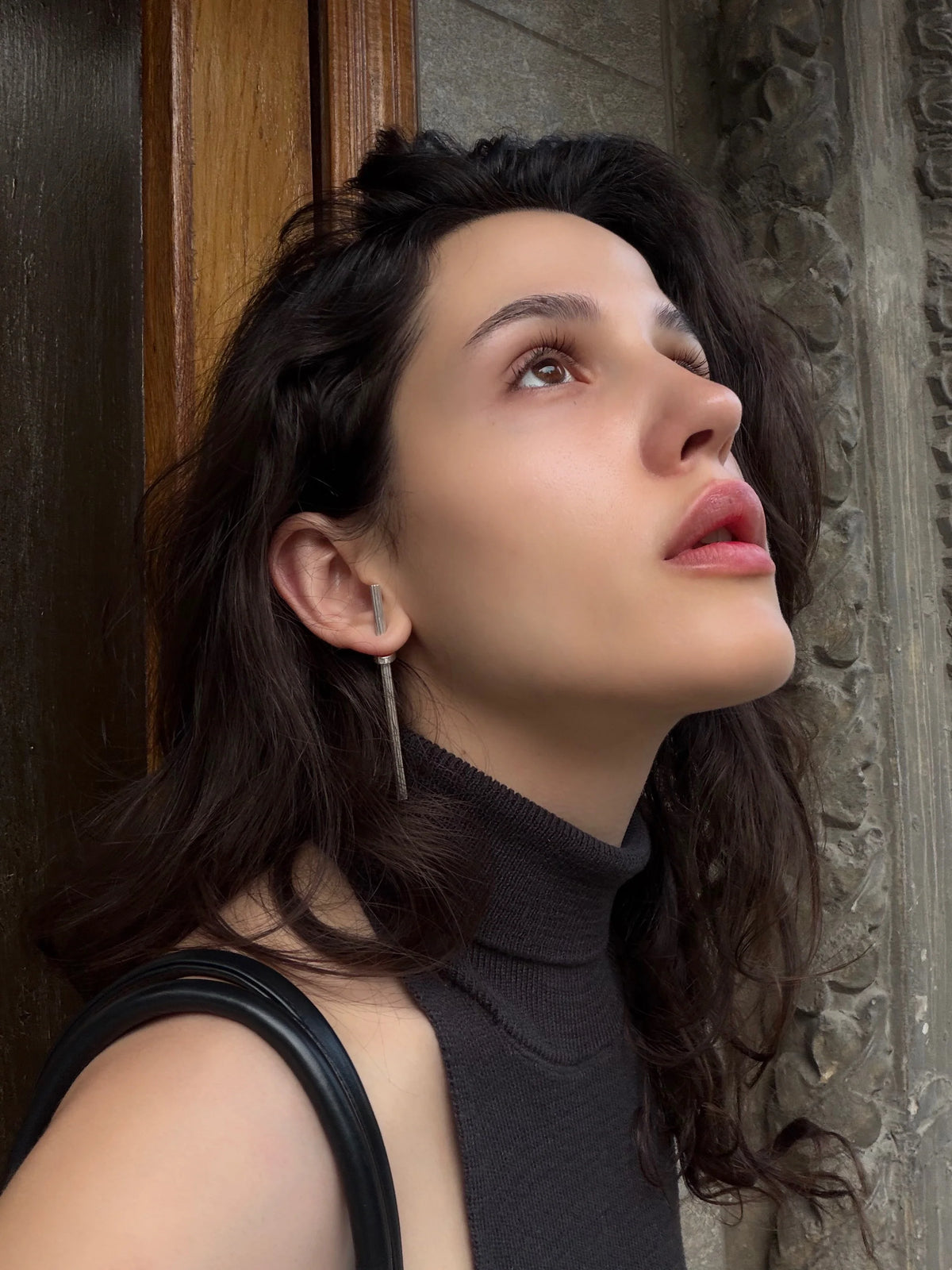 MONO EARRING INVERSION / NOTICE THE SHIFT