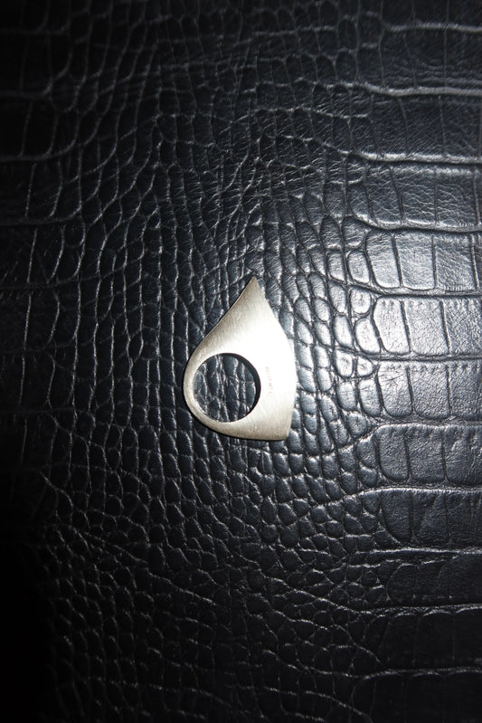 Essence Revealed. Ring 4 in silver