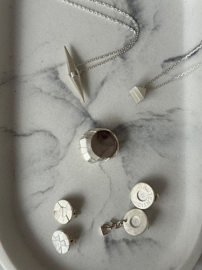 AUTENTIQ PENDANT SHORT IN SILVER