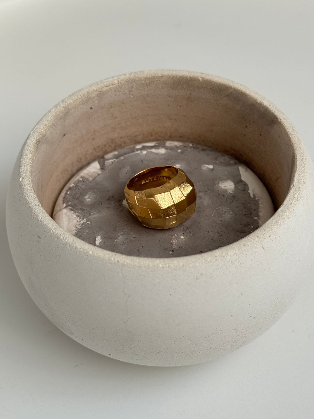 Ring Autentiq gold plated