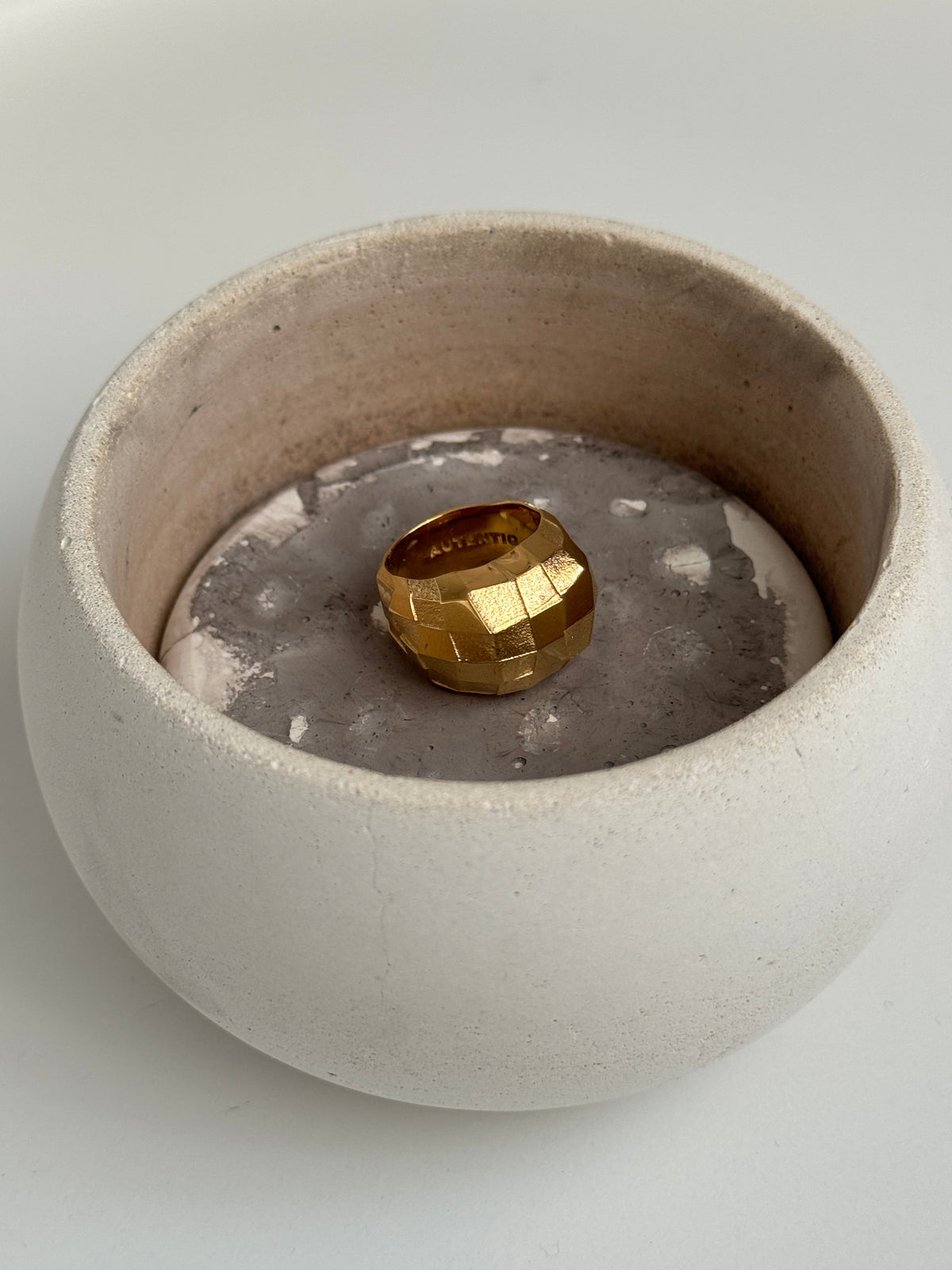 Ring Autentiq gold plated