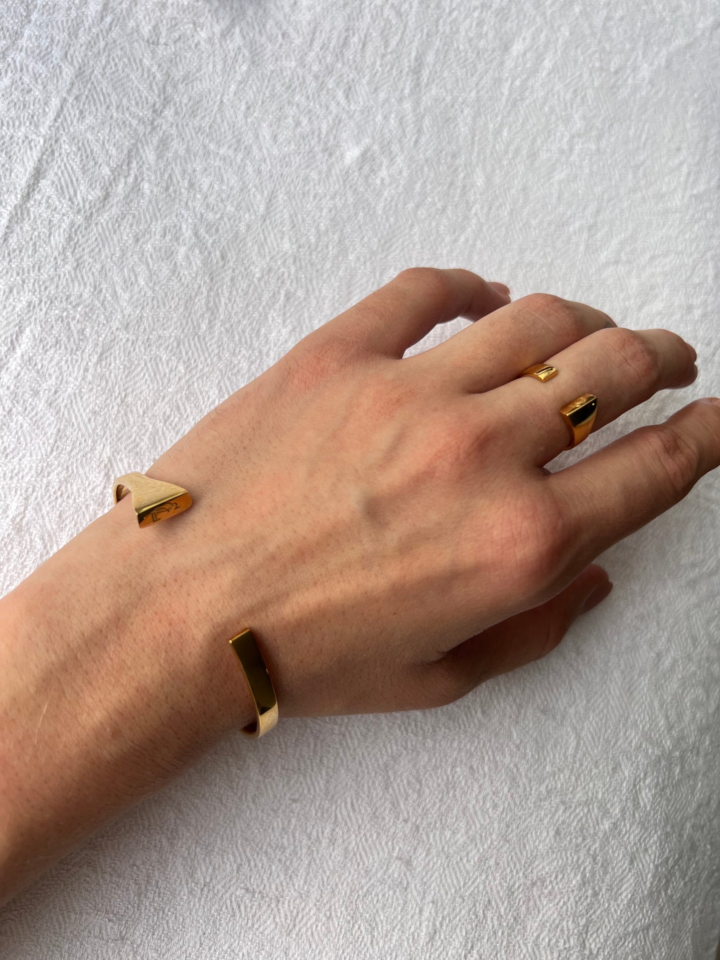 Ring EVERLAST glossy gold plated 24K