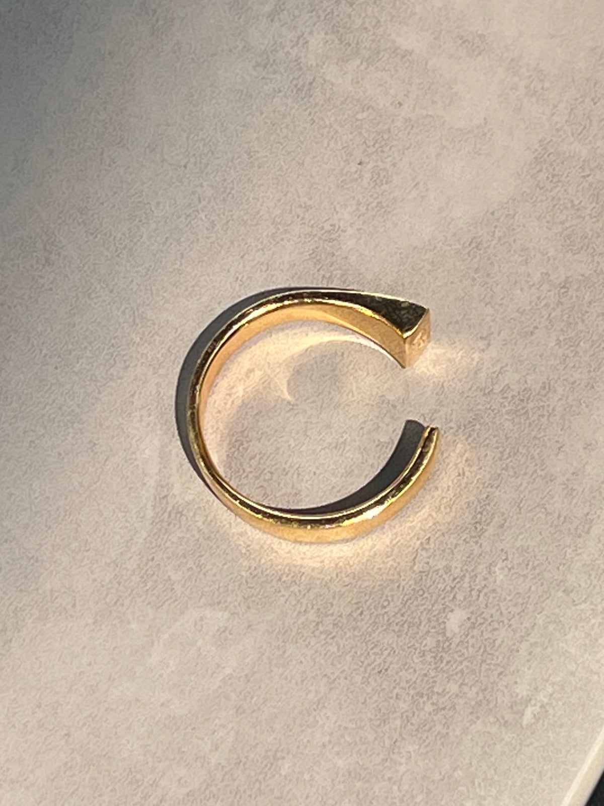 Ring Everlast glossy gold plated