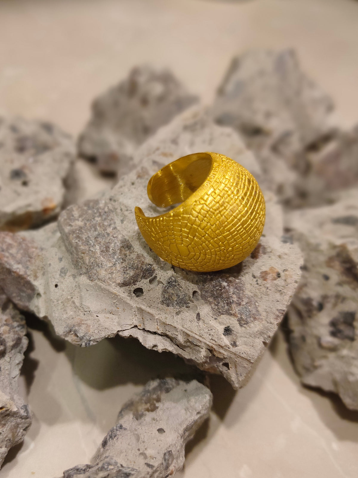 Ring Volition gold plated